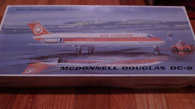 Mocdonnell Douglas DC-9 Model Kit