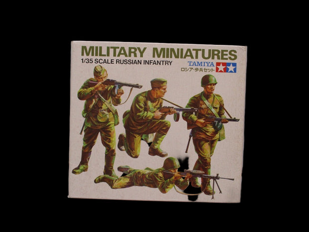 Military Miniatures 1/35 scale- Russian Infantry