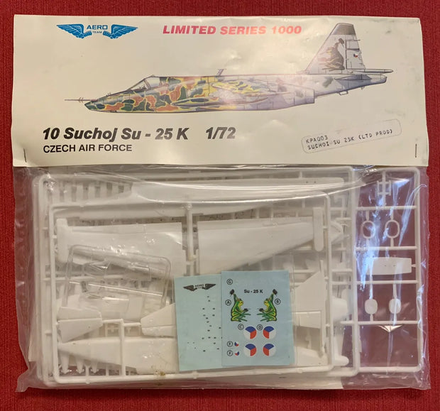 10 Suchoj Su - 25K - 1/72 Scale