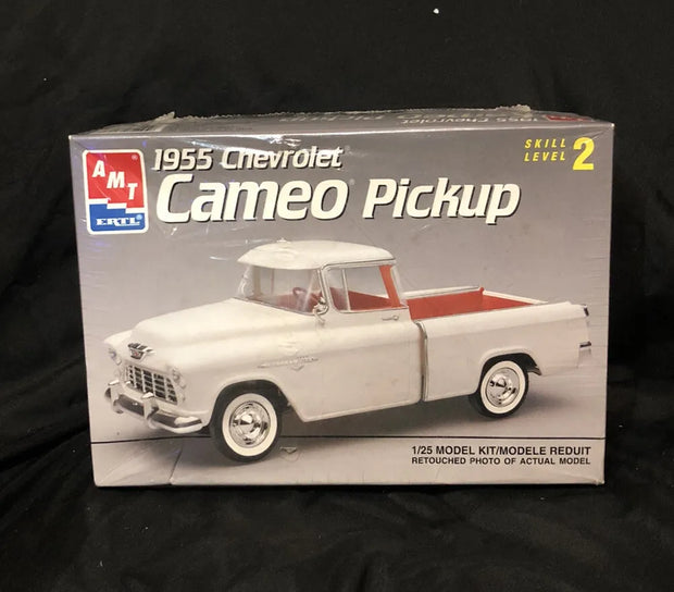 AMT ERTL 1955 Chevrolet Chevy Cameo Pickup Truck