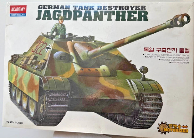 German Tank Destroyer Jagdpanther - 1/25 scale