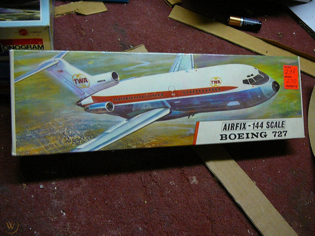 Boeing 727- 1/144 scale (series 3)